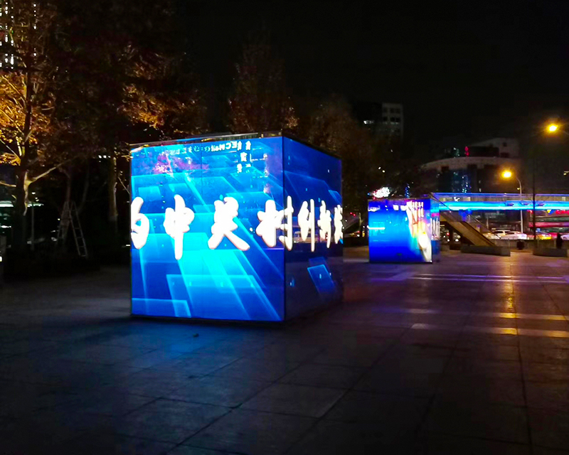 北京中关村广场镜面魔方屏项目
